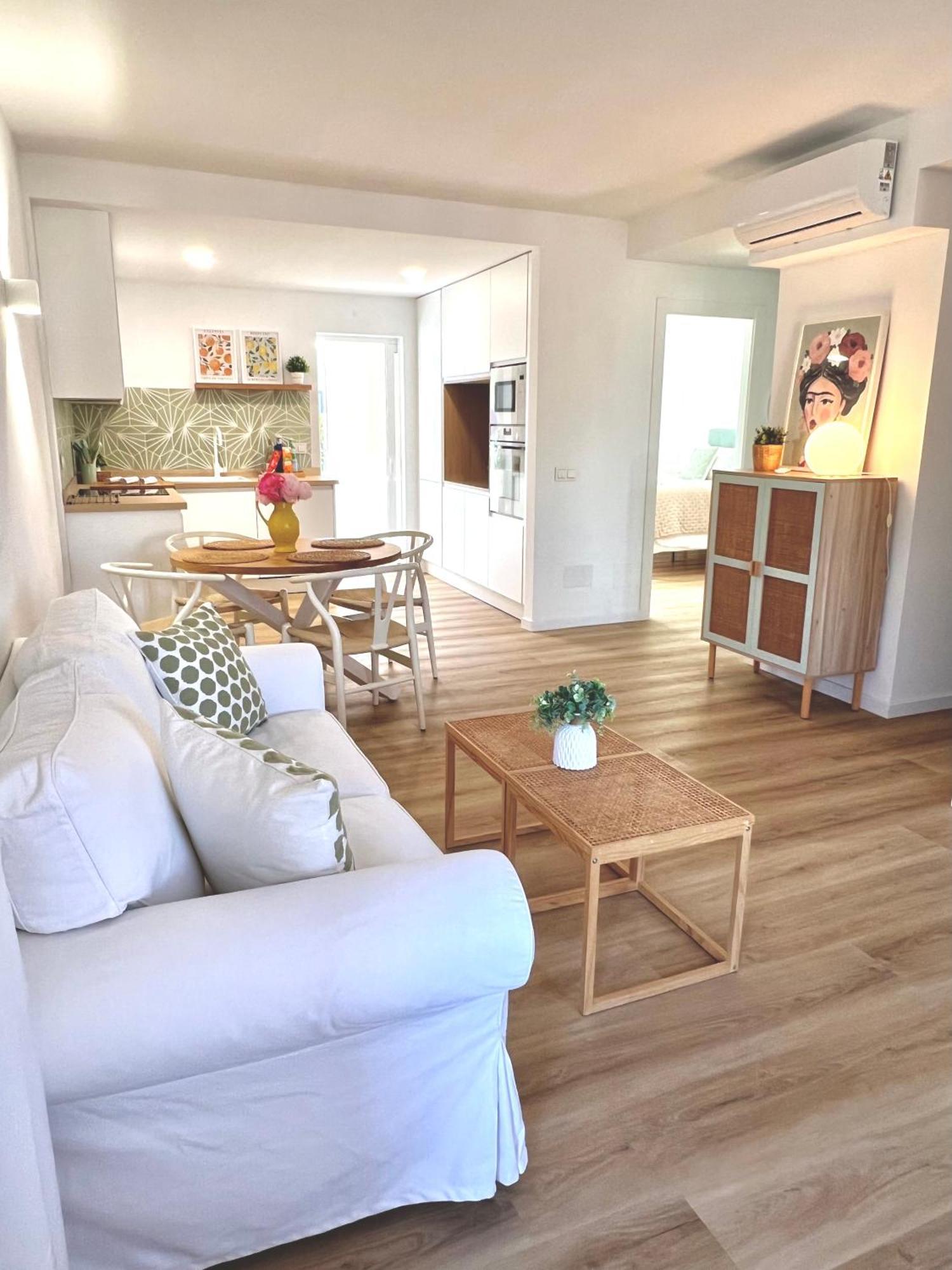 Elena Playa Sol Apartment Alcudia  Bagian luar foto